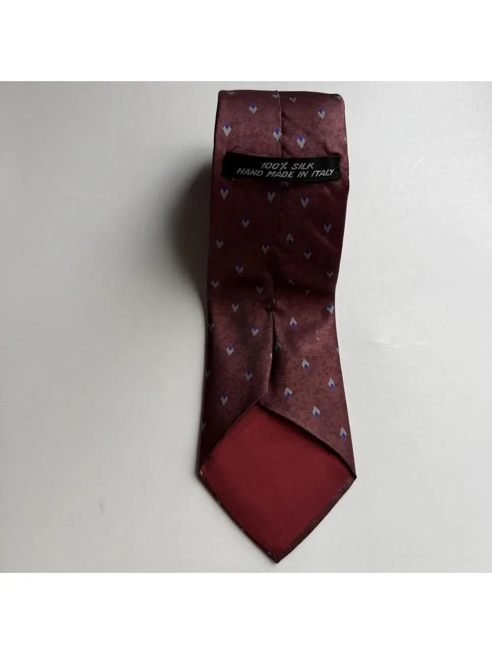 Italian Silk Necktie – Burgundy Diamond Pattern. Vintage